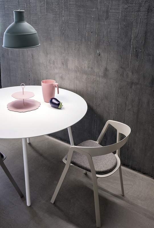 Chaise Compas Kristalia – Image 4