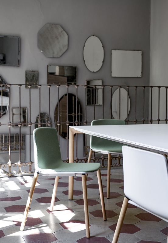 Chaise Rama Kristalia