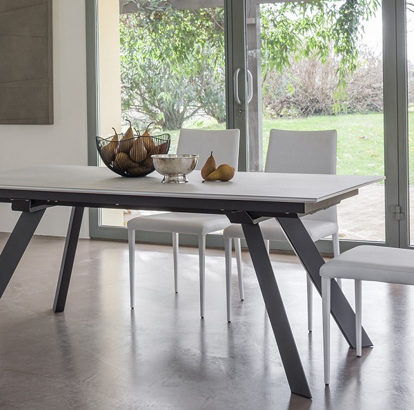 Table de repas TRINITY Altacom